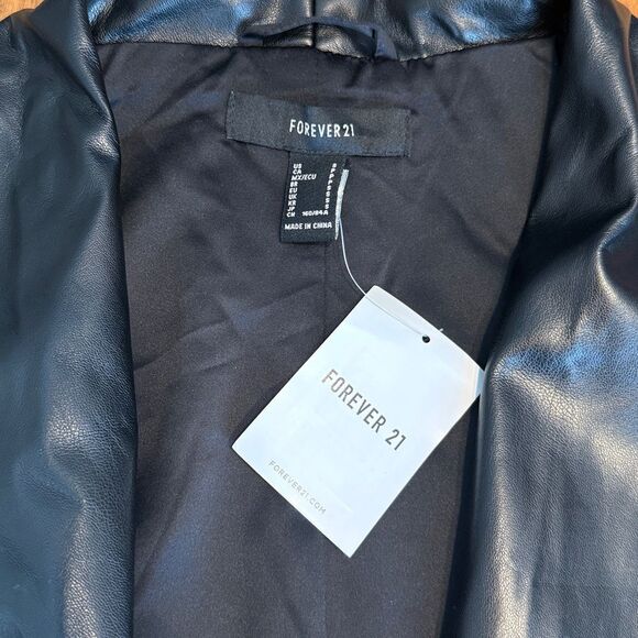 Forever 21 Black Faux Leather Women's Jacket - Picture 8 of 14